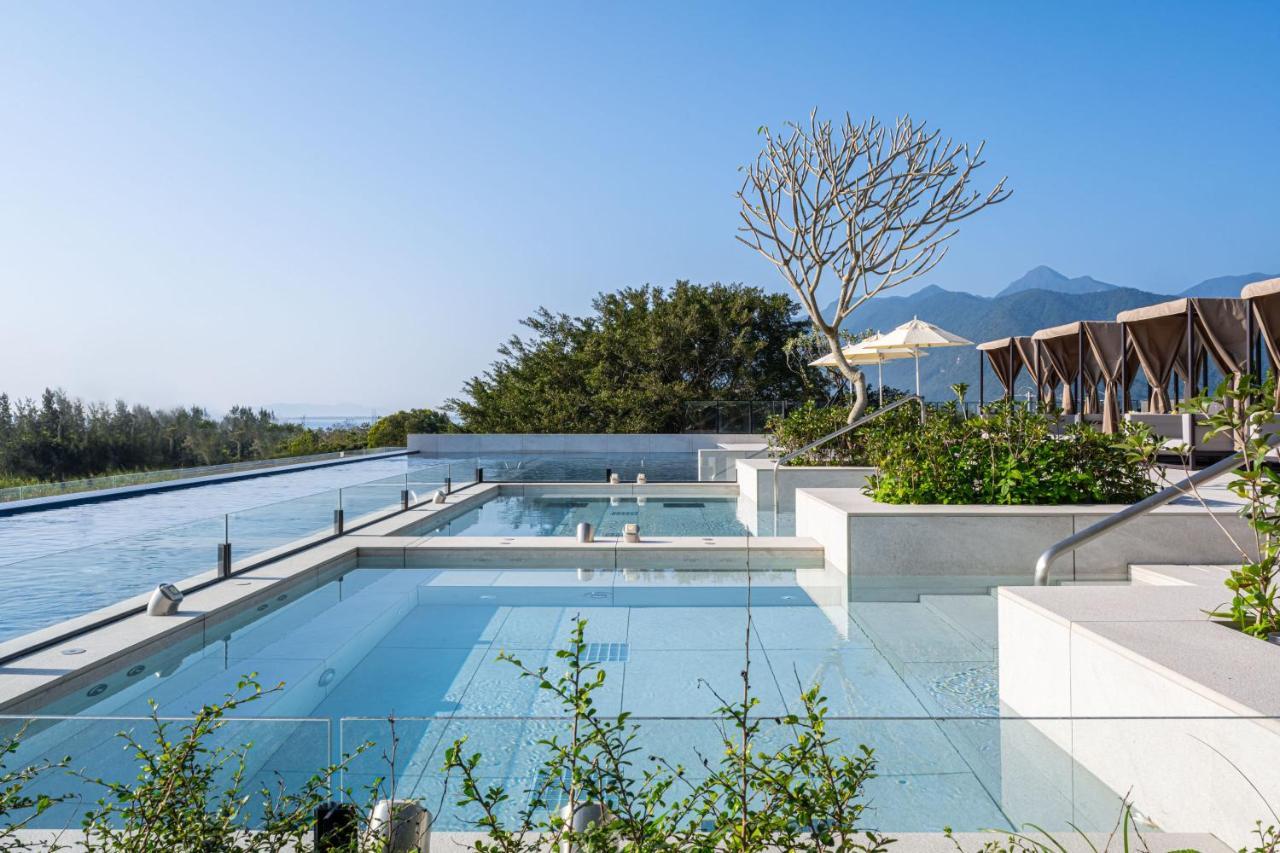 Lakeshore Hotel Hualien Taroko Shunan Exteriör bild The swimming pool at the hotel
